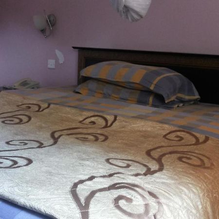 Palema Crown Hotel Gulu Ngoại thất bức ảnh