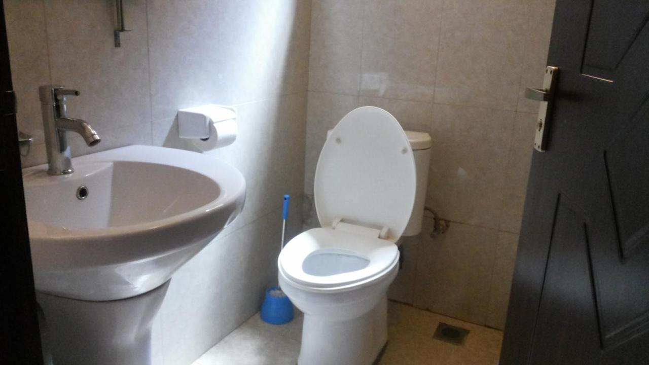 Palema Crown Hotel Gulu Ngoại thất bức ảnh