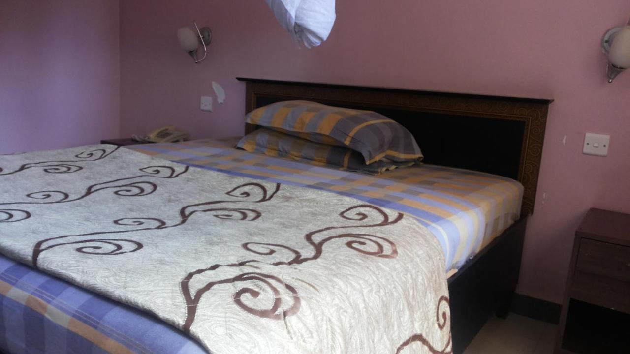 Palema Crown Hotel Gulu Ngoại thất bức ảnh