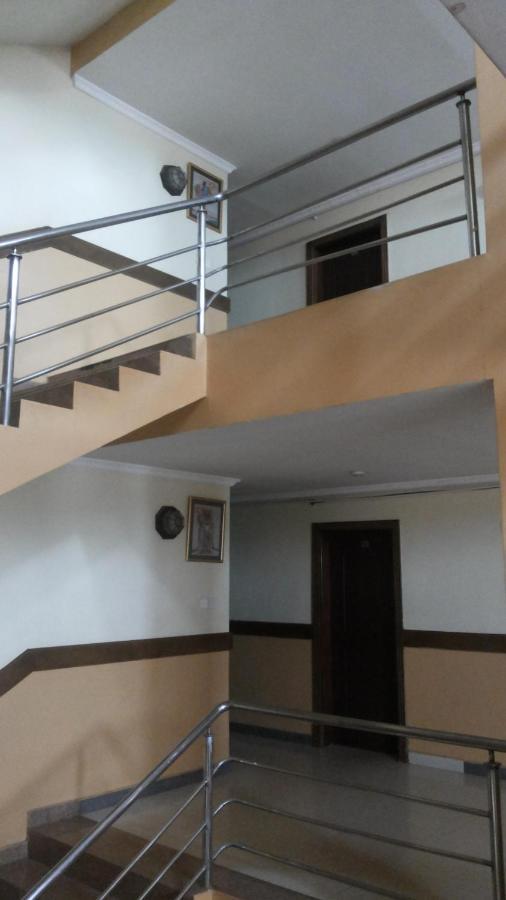 Palema Crown Hotel Gulu Ngoại thất bức ảnh