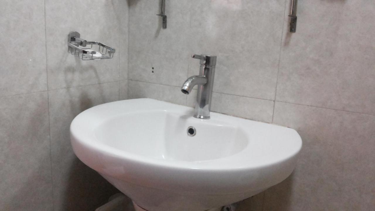 Palema Crown Hotel Gulu Ngoại thất bức ảnh